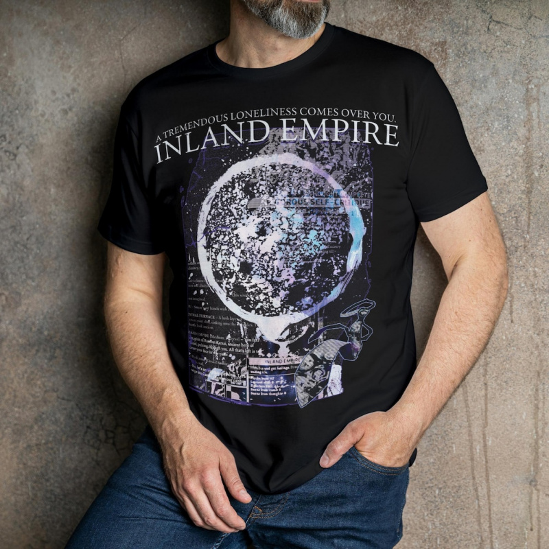 Gaming Console Old School - تي شيرت Inland Empire Skill Quote