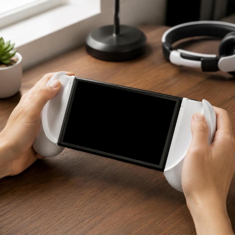ملحق قبضة ألعاب وحدة التحكم ال - مراجعة Gaming Console Ayaneo وسعره